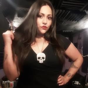 Meet your Posher, Mireya